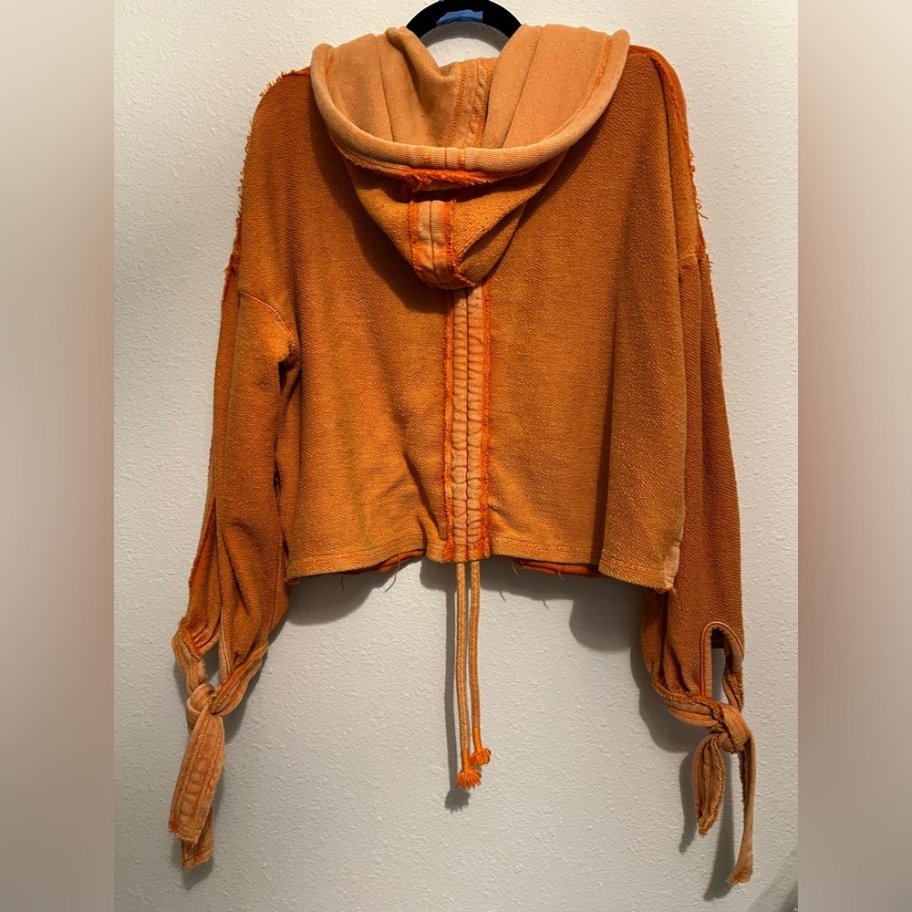 #452 Free People Movement Half Court Sweat in Paprika size Medium - Picture 4 of 7